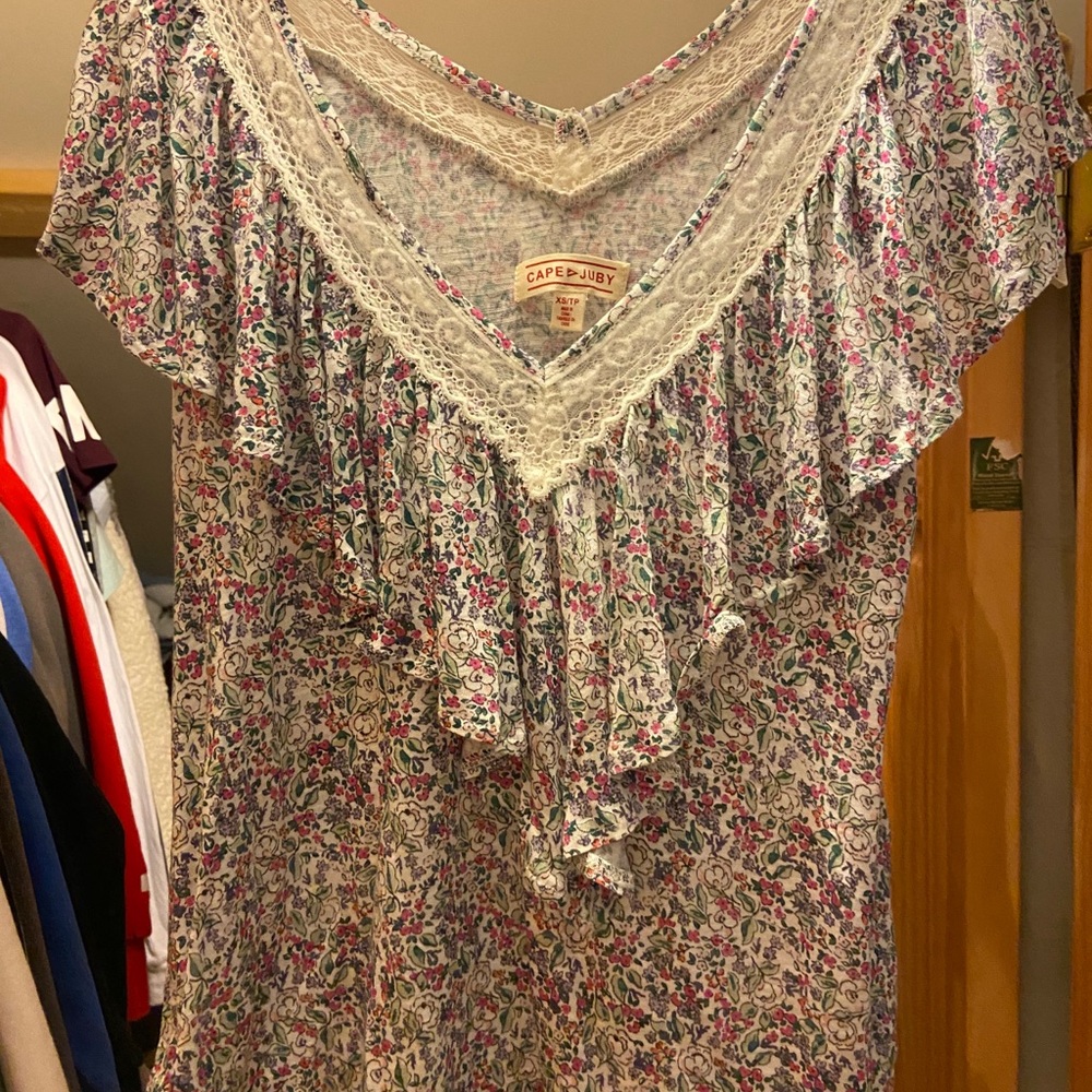 Floral top